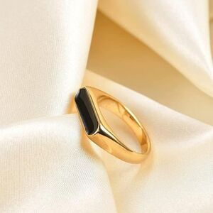 Black Signet Ring 18K Gold Bar Signet Ring Black Enamel Ring Vintage Gold Ring